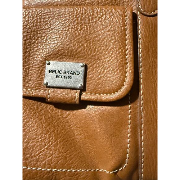 Relic Brand Pebbled Caramel Tan Organizer Crossbody Bag, Built In Card Slots - Picture 4 of 9